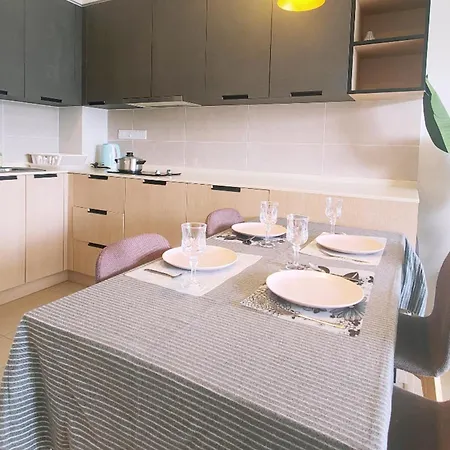 Cozystay Windmill 2-Bedrooms 7Pax Free Wifi Parking No Deposit No Queue Genting Highlands Exterior photo